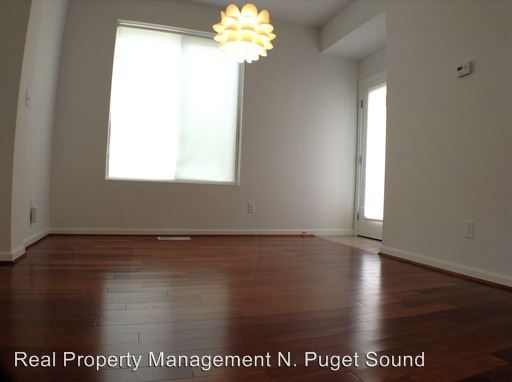 Building Photo - 8384 22nd St NE
