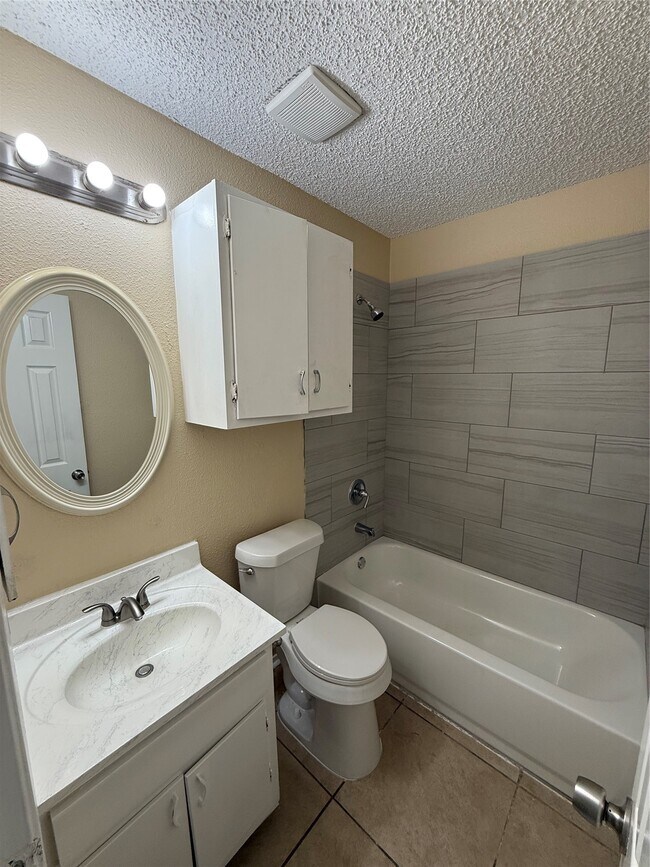 Building Photo - 17834 Morrisway Ct
