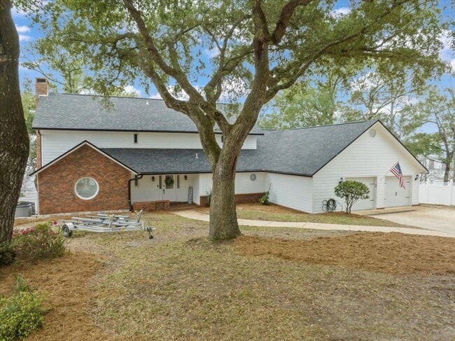 Building Photo - 106 Bayou Dr, Niceville Niceville, FL 32578