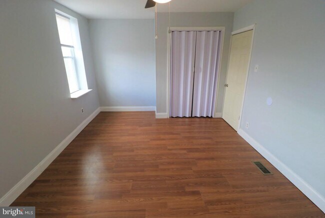 Building Photo - 3404 Mantua Ave