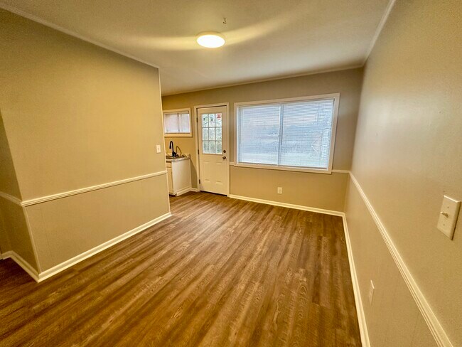 Foto del edificio - 503 16th Ave N