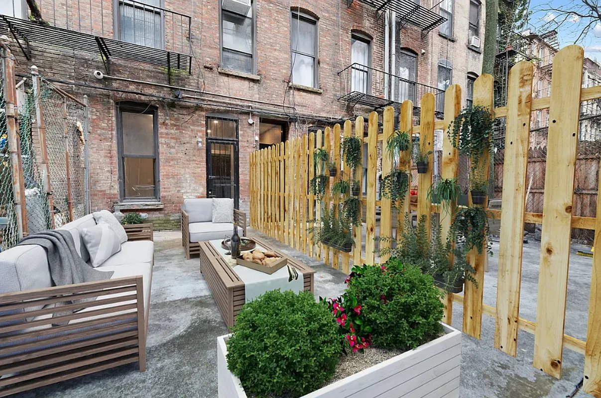 Primary Photo - 437 W 46th St