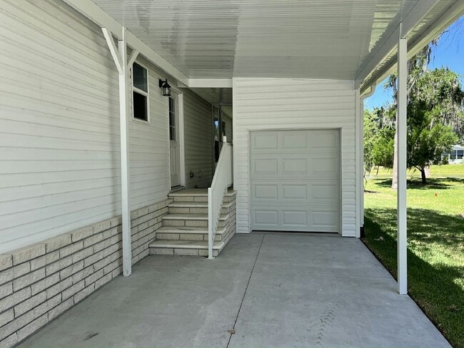 Building Photo - 1 Whitefeather Ln