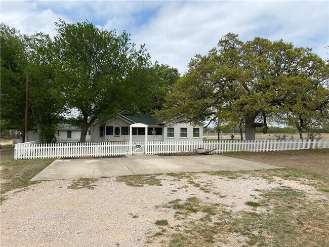 Building Photo - 7800 Co Rd 210