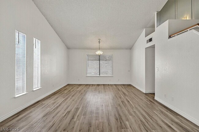 Building Photo - 4824 Norway Ln