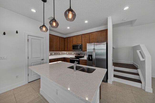 Building Photo - 1817 Sanderling Dr