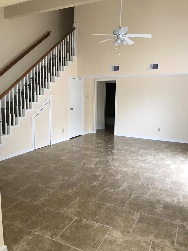 Foto del edificio - 6708 Bramley Dr