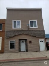 Building Photo - 315 2nd St