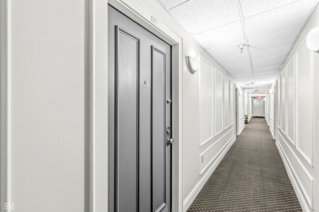 Foto del edificio - 230 E 9th St