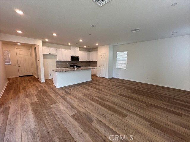 Foto del edificio - 4143 E Avila Privado