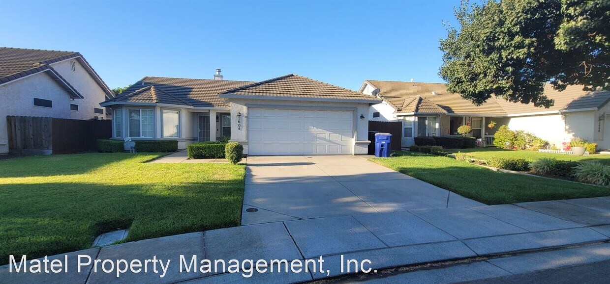 Primary Photo - 3 br, 2 bath House - 2604 Medinah Ct