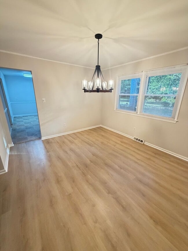 Building Photo - 222 Merion Rd