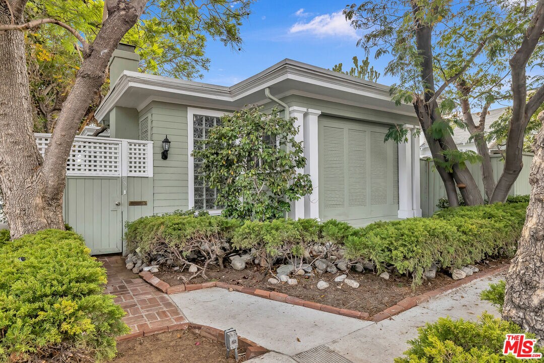 Foto principal - 9024 Keith Ave