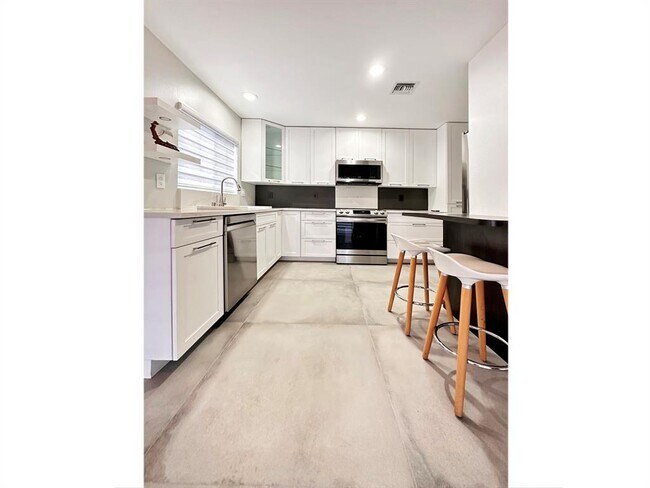 Foto del edificio - 7270 NW 61st Ter