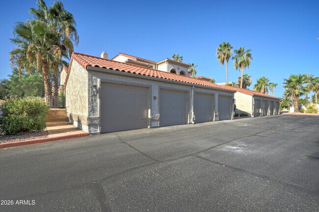 Foto del edificio - 10080 E Mountain View Rd