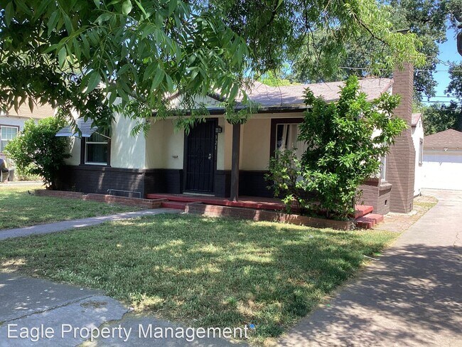 Foto del edificio - 3 br, 2 bath House - 321 E Arcade St