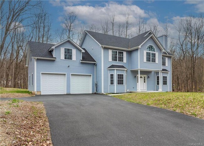 Foto del edificio - 141 Trout Brook Rd