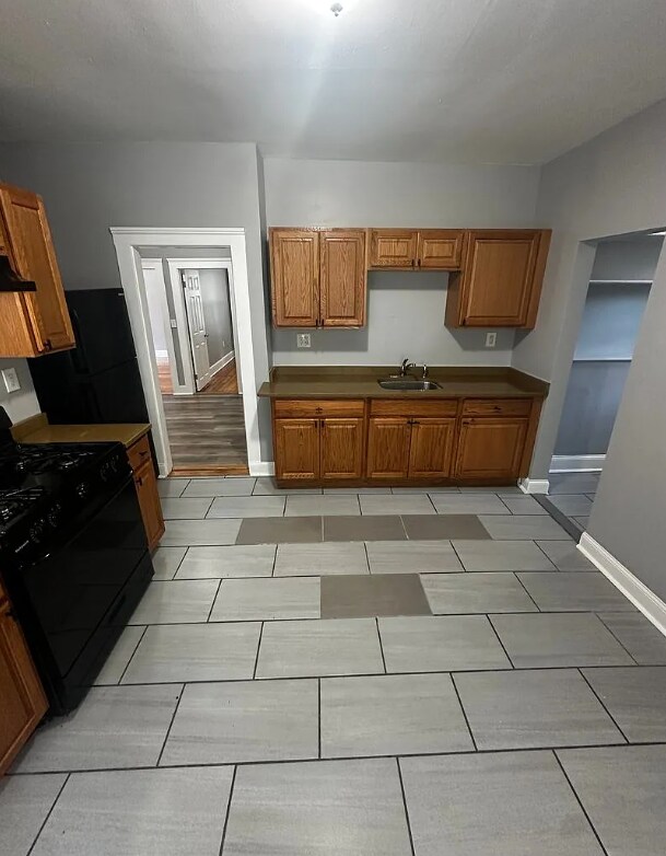 Primary Photo - 27 Deering Rd