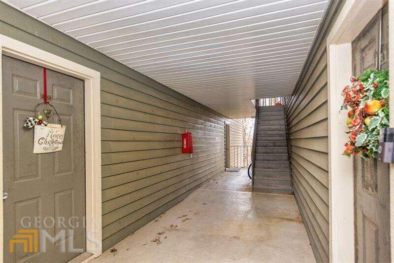 4630 Vinings Central Run SE Unit 125, Atlanta, GA 30339 Condo for