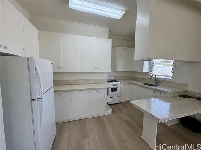 Building Photo - 141 Kihapai St