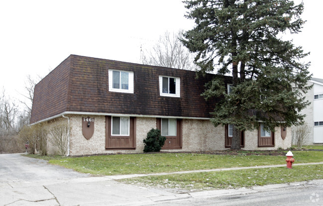 Building Photo - Brooke Park Apartments