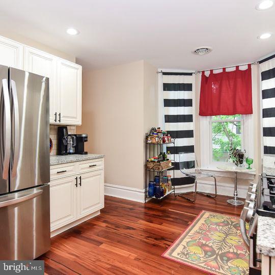 Primary Photo - 1601 Green St