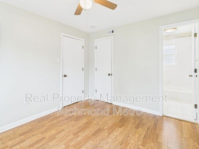 Foto del edificio - 4032 MacArthur Ave