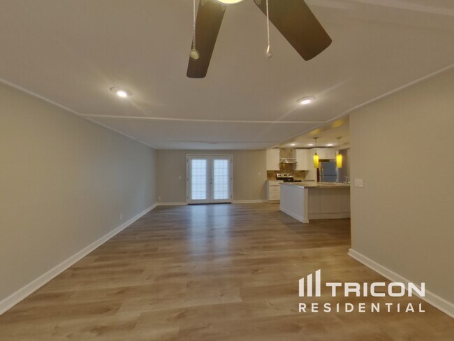 Foto del edificio - 105 Ravenway Dr