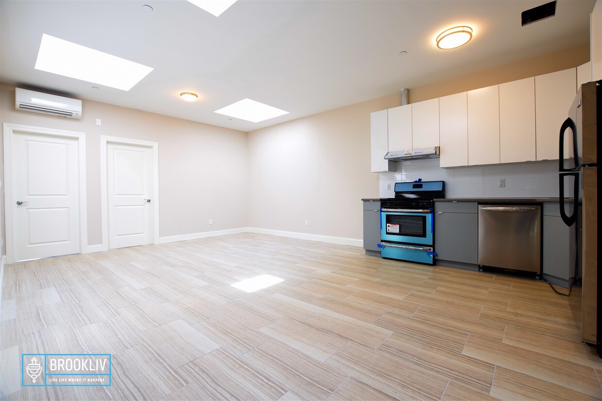 Foto principal - 367 Knickerbocker Ave