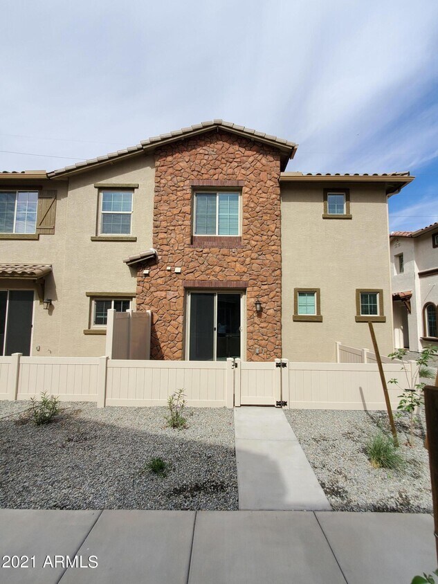 Primary Photo - 4100 E Pinelake Way