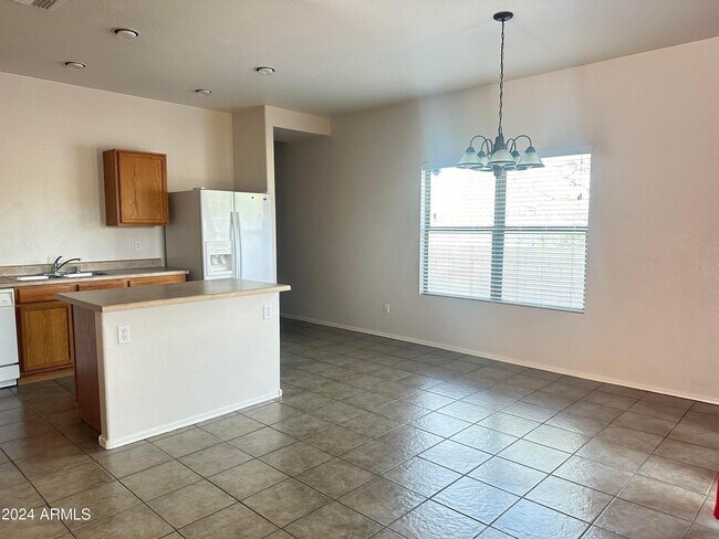 Foto del edificio - 3264 S Chaparral Rd