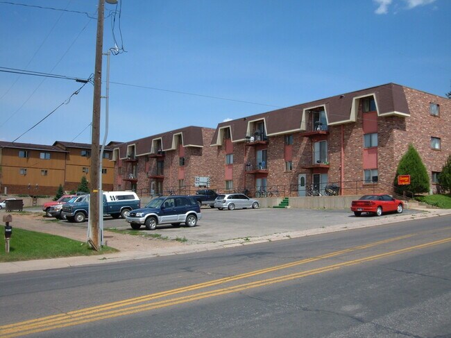 Foto del edificio - 1408 E Canby St