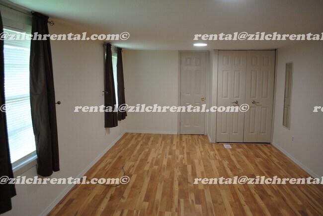 Foto del edificio - 70512 4th St