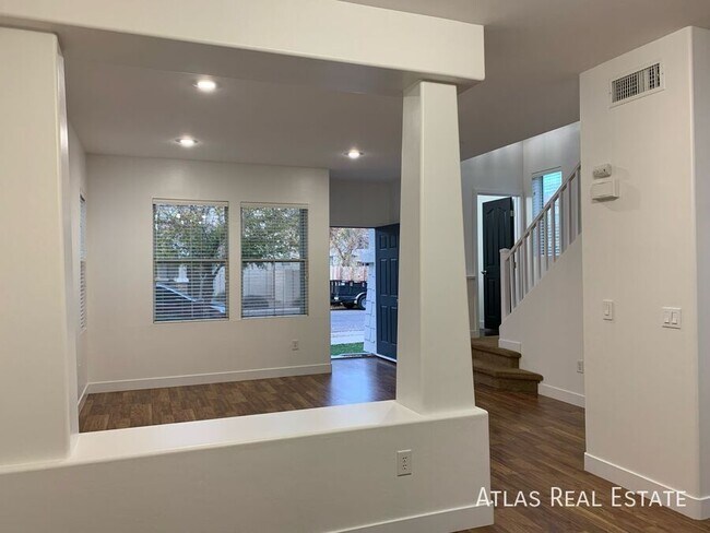 Foto del edificio - 4125 E Baylor Ln