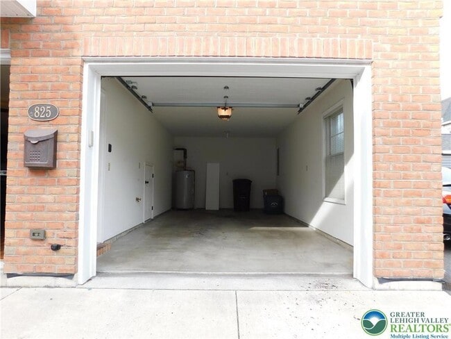 Foto del edificio - 821 Masslich St