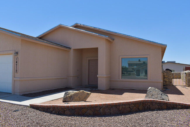 Building Photo - 14712 Far View Ct