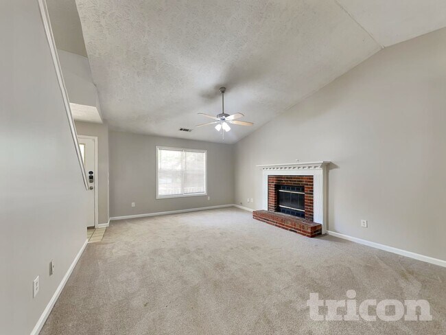 Foto del edificio - 2251 Bankston Cir