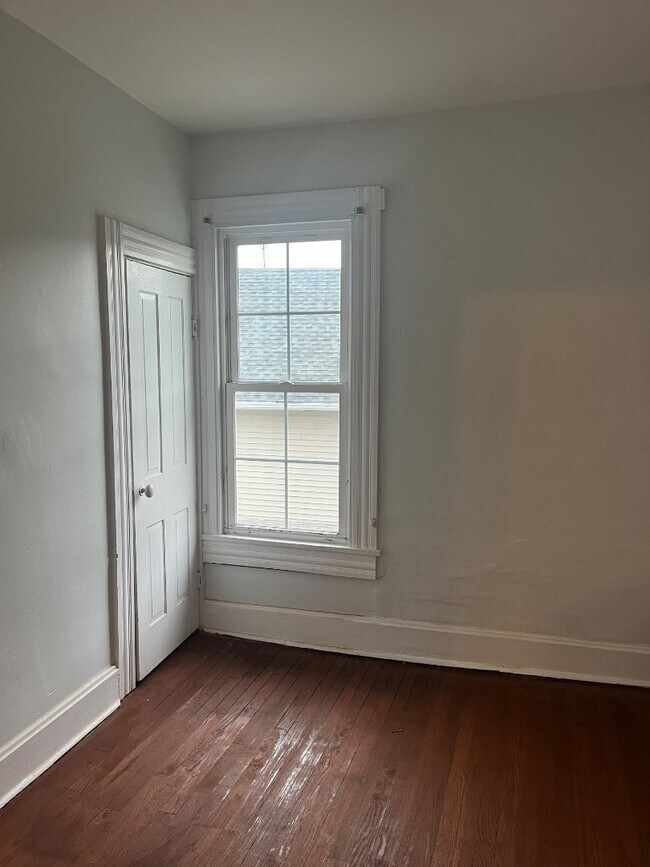 Foto del edificio - 1309 W 2nd St