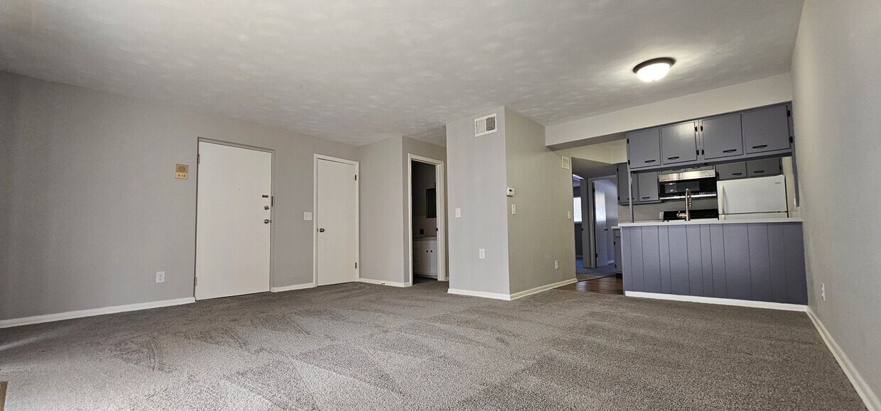 Building Photo - Spacious 2 bedroom 2 bath apartments in Ha...