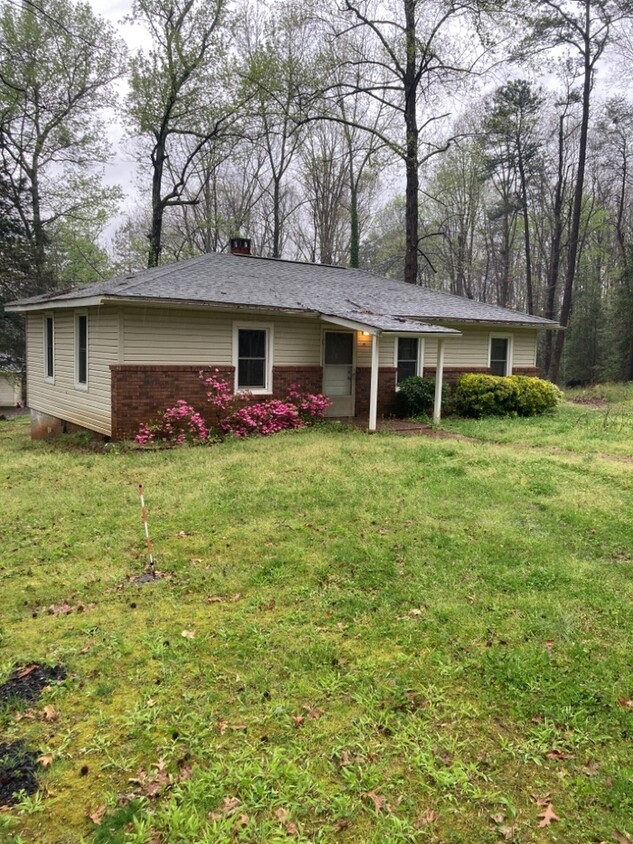 Primary Photo - 156 Oakvale Rd