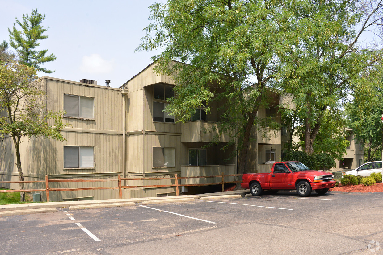 Primary Photo - Chimney Hill Apartments