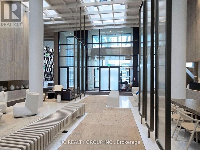 Building Photo - 225 Commerce St