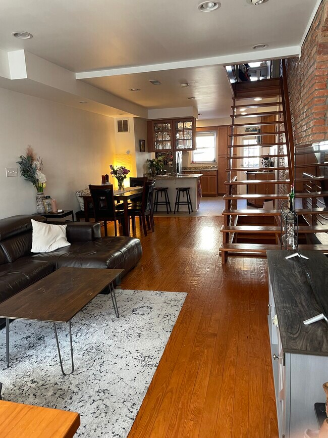 Foto del edificio - 126 Burnett St