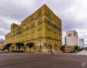 Building Photo - 270 E Highland Ave
