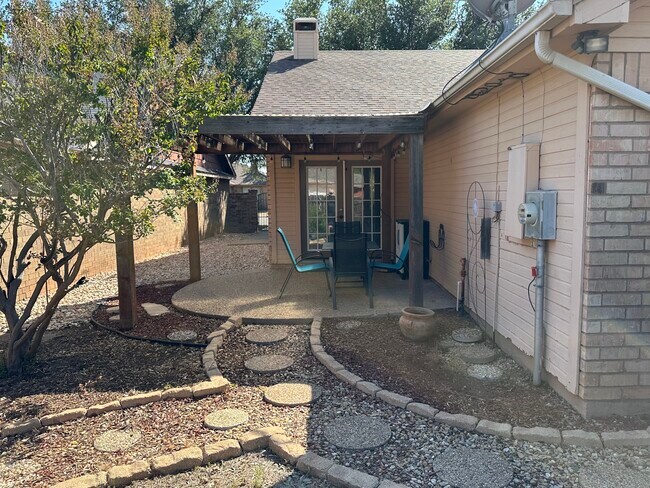 Foto del edificio - 4430 Winterberry Ln