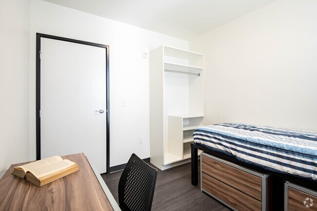 4HAB, 2BA - 1012SF - The Reserve Student Apartments
