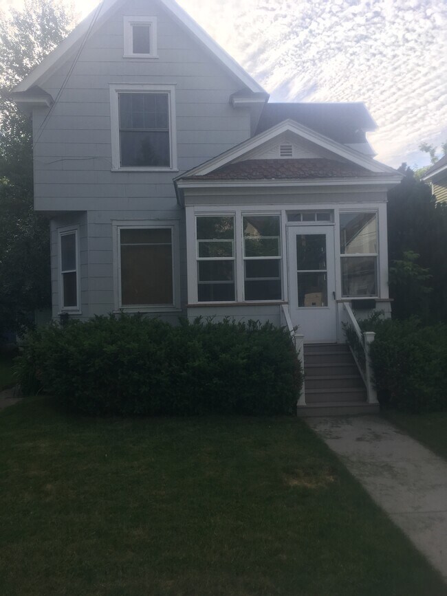 Front of house - 1003 Bingham Ave