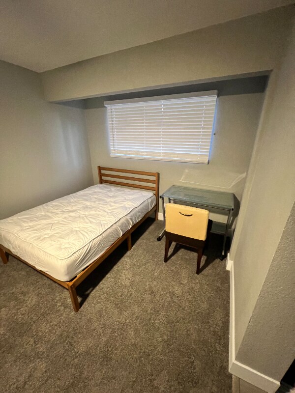 Foto principal - 2813 Kings Way