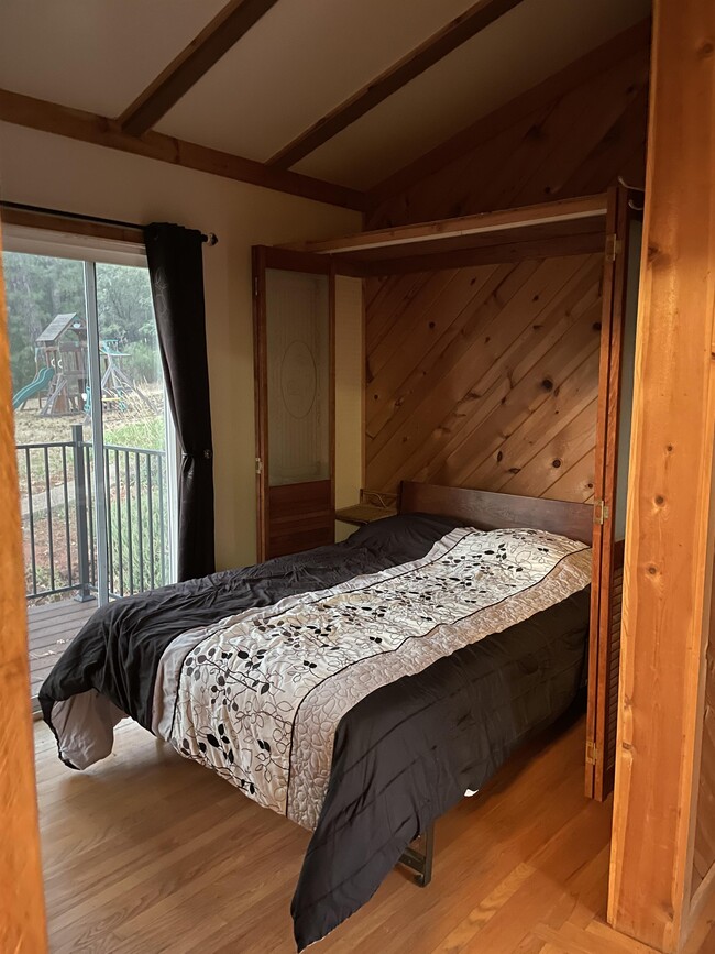 Foto del edificio - 5014 Flicker Way