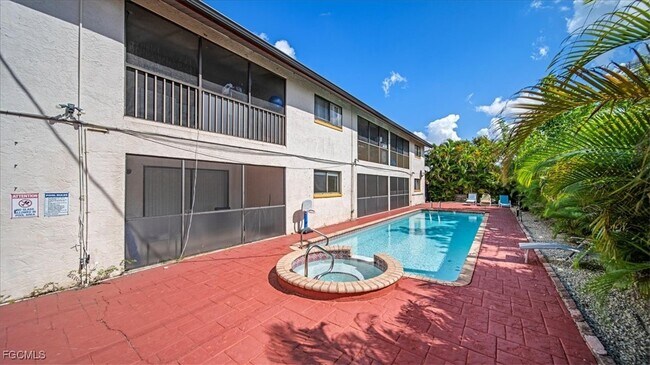 Foto del edificio - 1126 SE 8th St